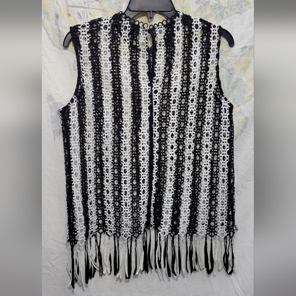 Aqua Black and White Crochet Top Size Medium